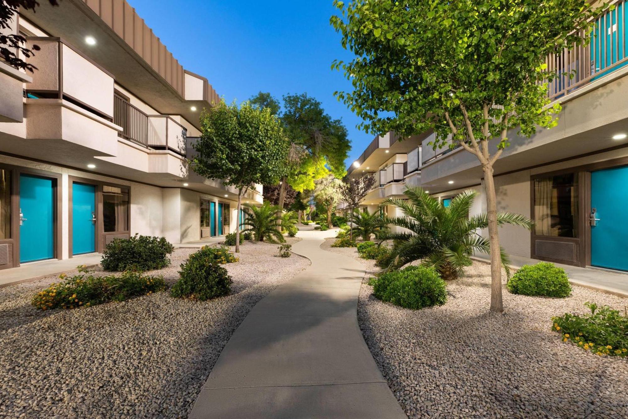 Ramada By Wyndham El Paso Hotell Exteriör bild